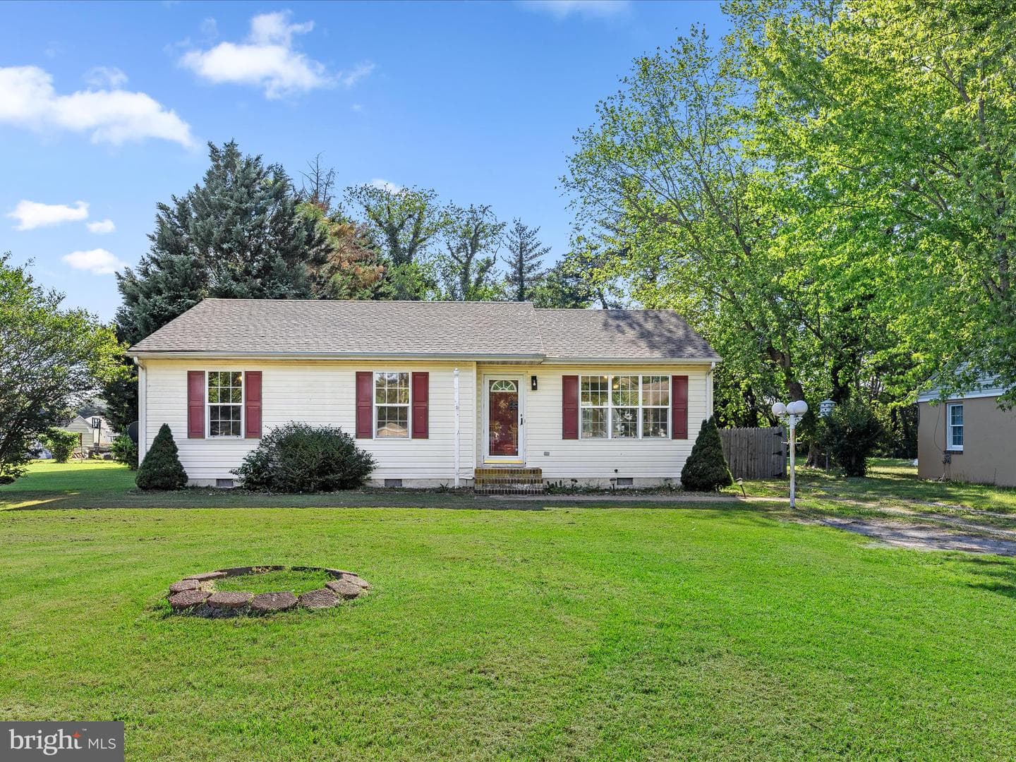 112 Jerome Drive photo 2