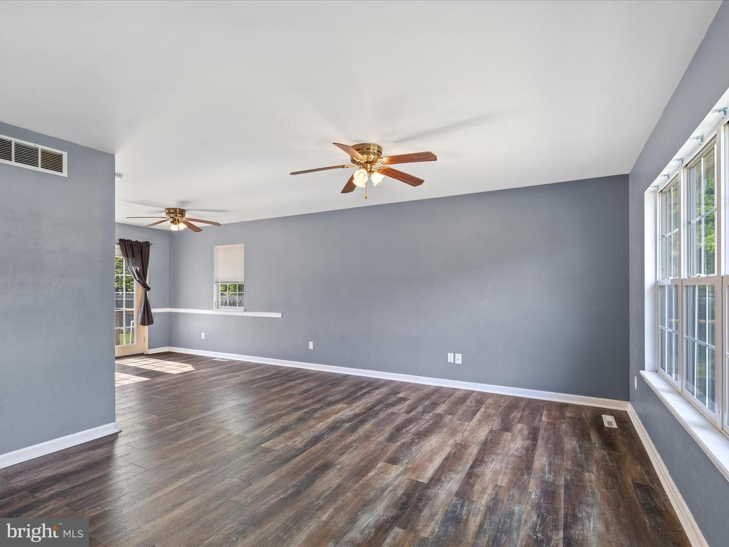 112 Jerome Drive photo 9