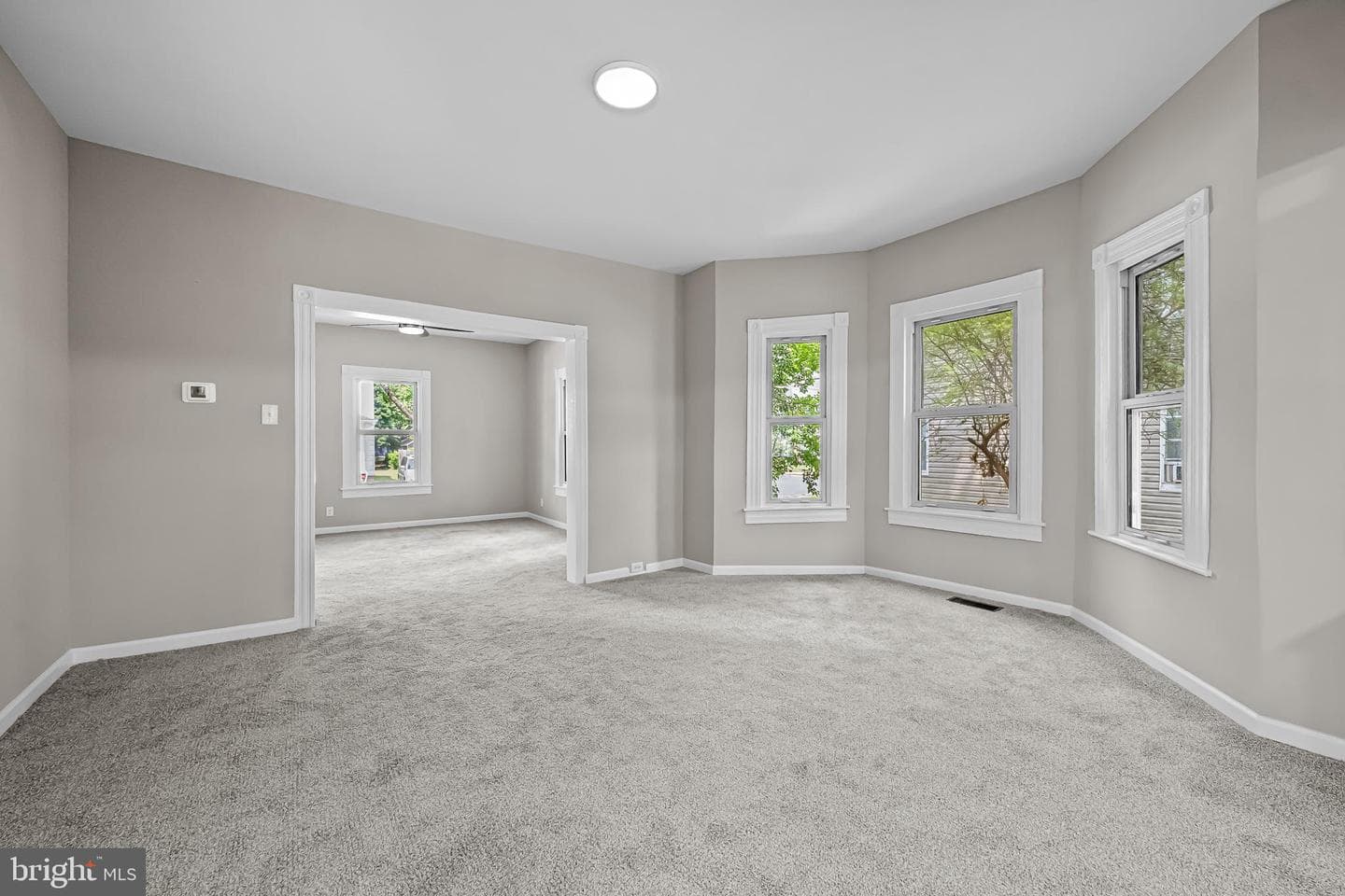 10 E Chestnut Street photo 12