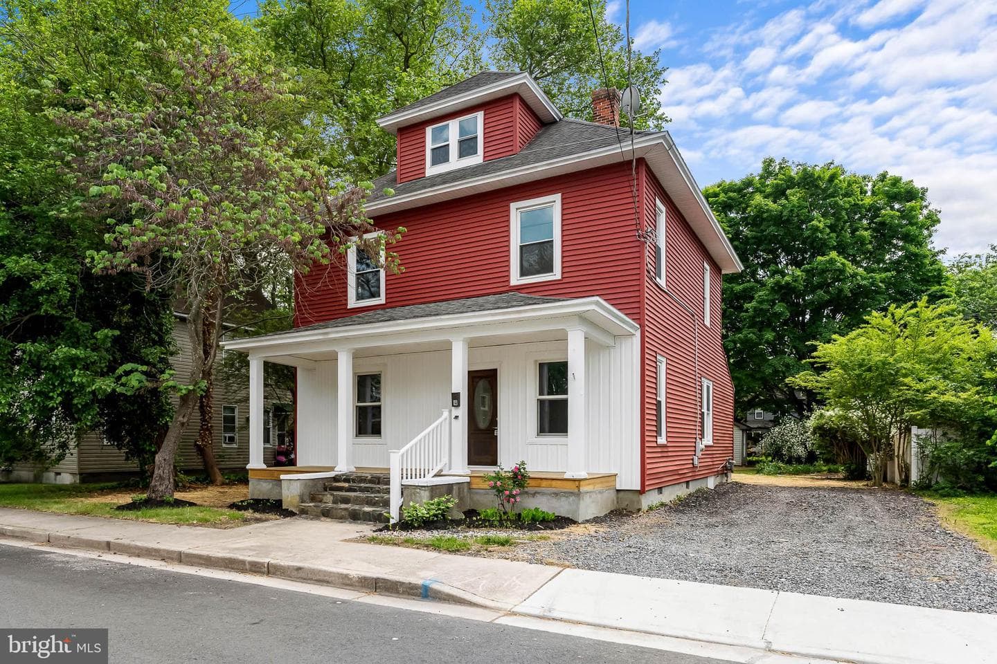 10 E Chestnut Street photo 26