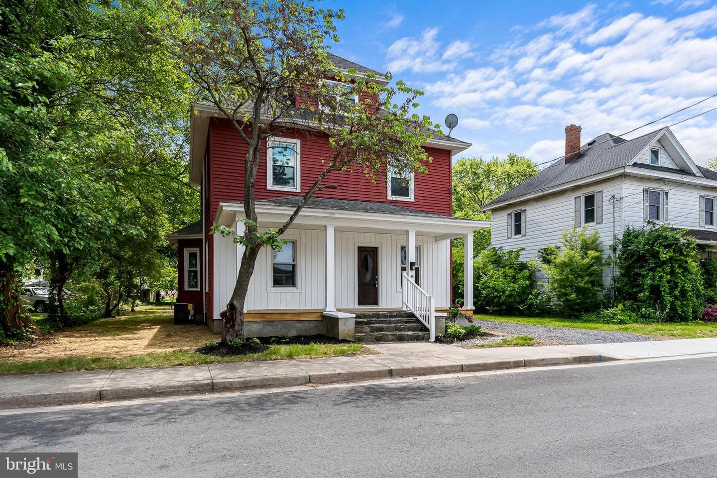 10 E Chestnut Street photo 27
