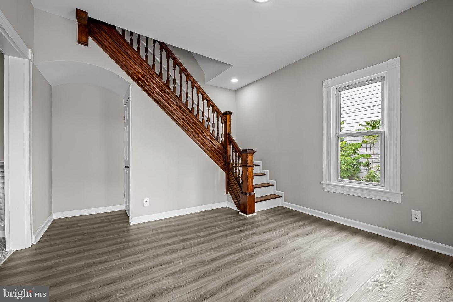10 E Chestnut Street photo 7