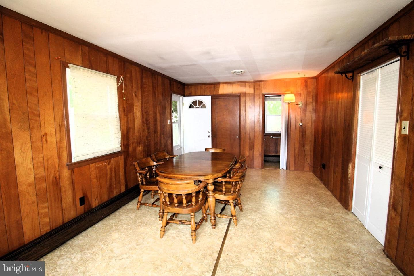 512 Regency Drive photo 11