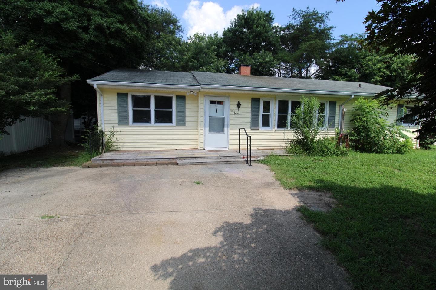 512 Regency Drive photo 28