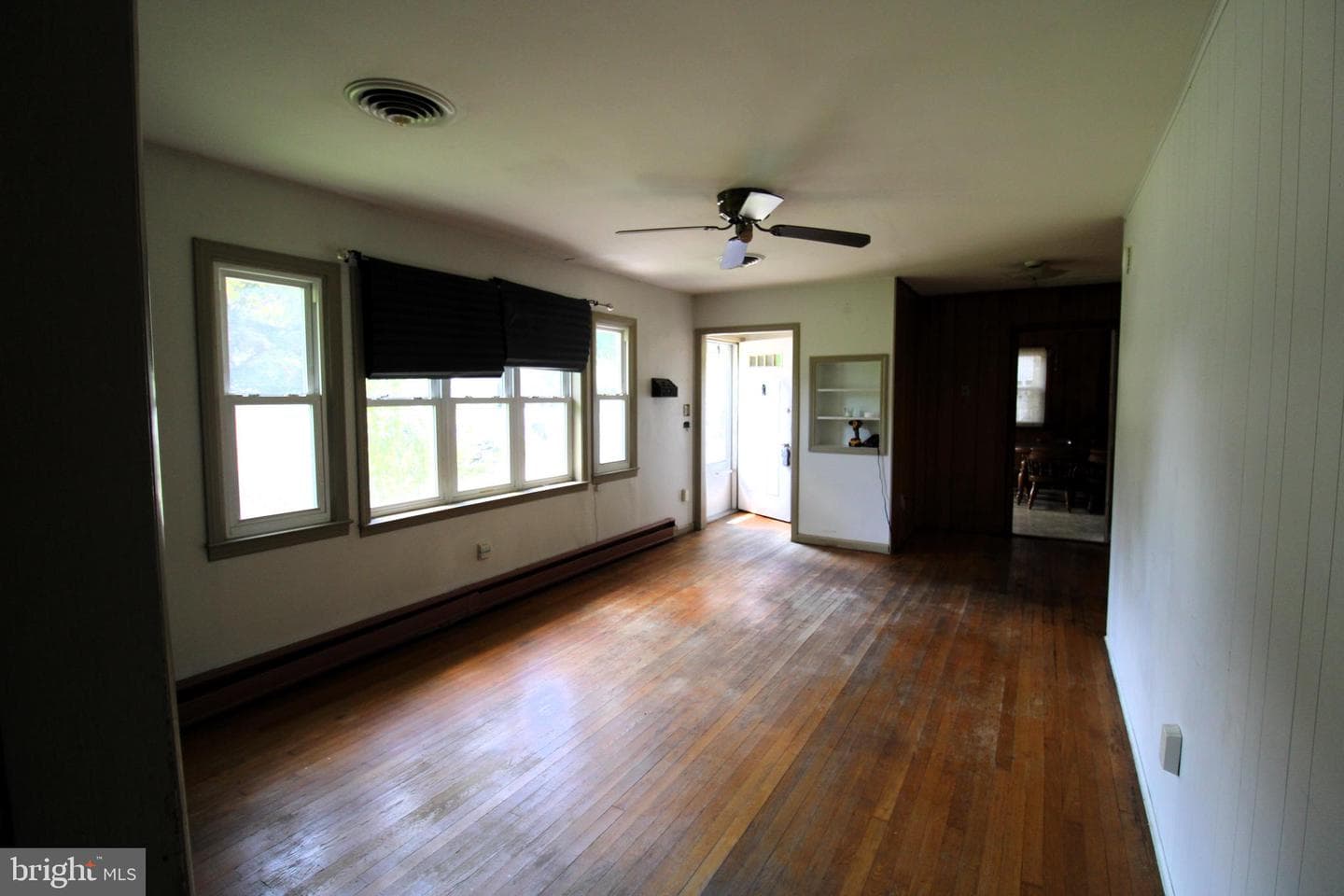 512 Regency Drive photo 4