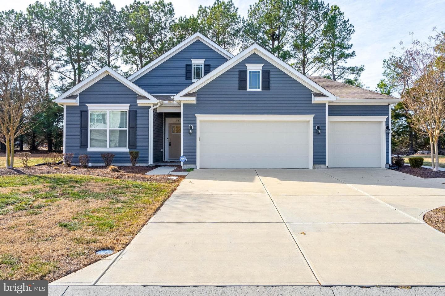 104 Hunters Way photo 2