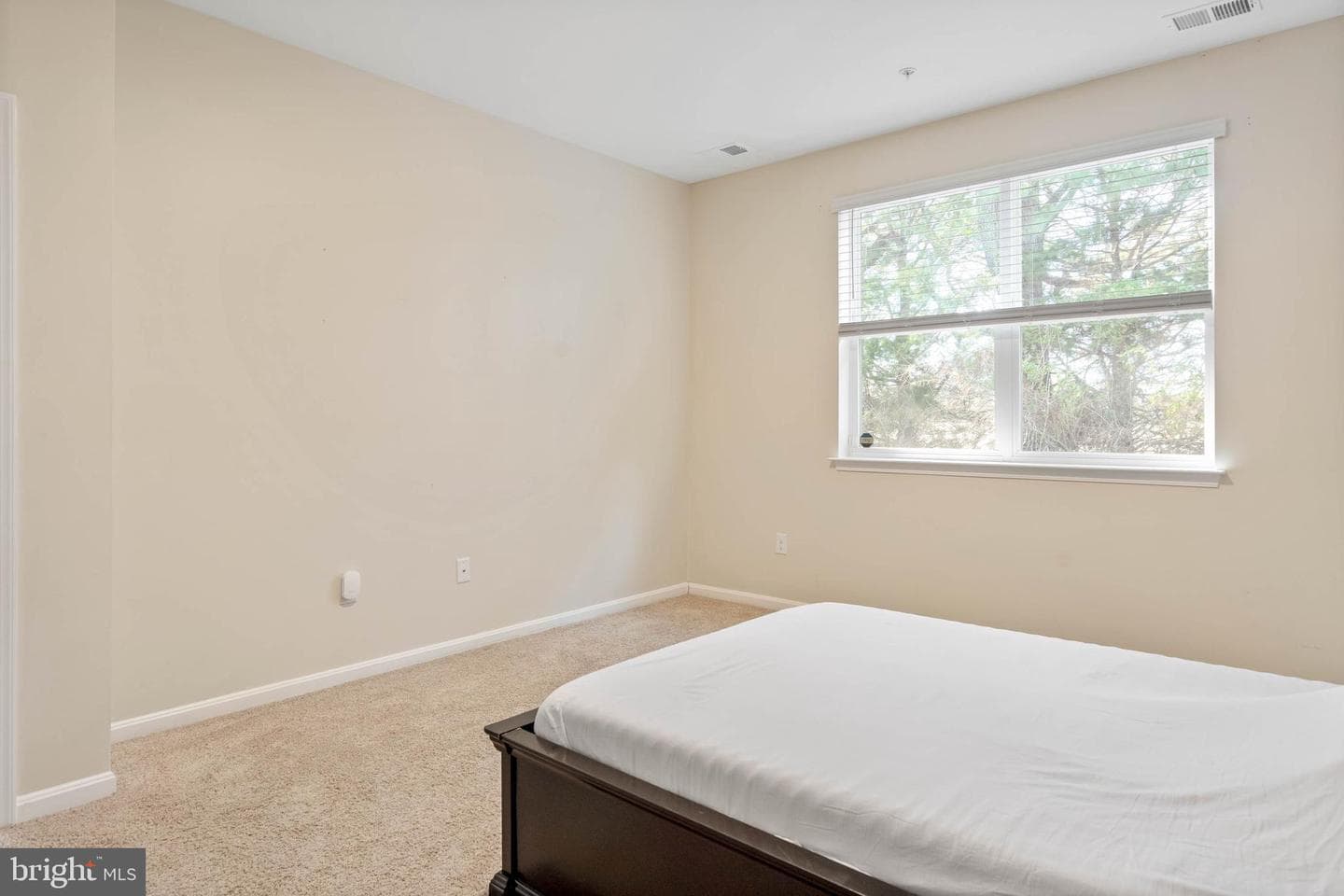 104 Hunters Way photo 29