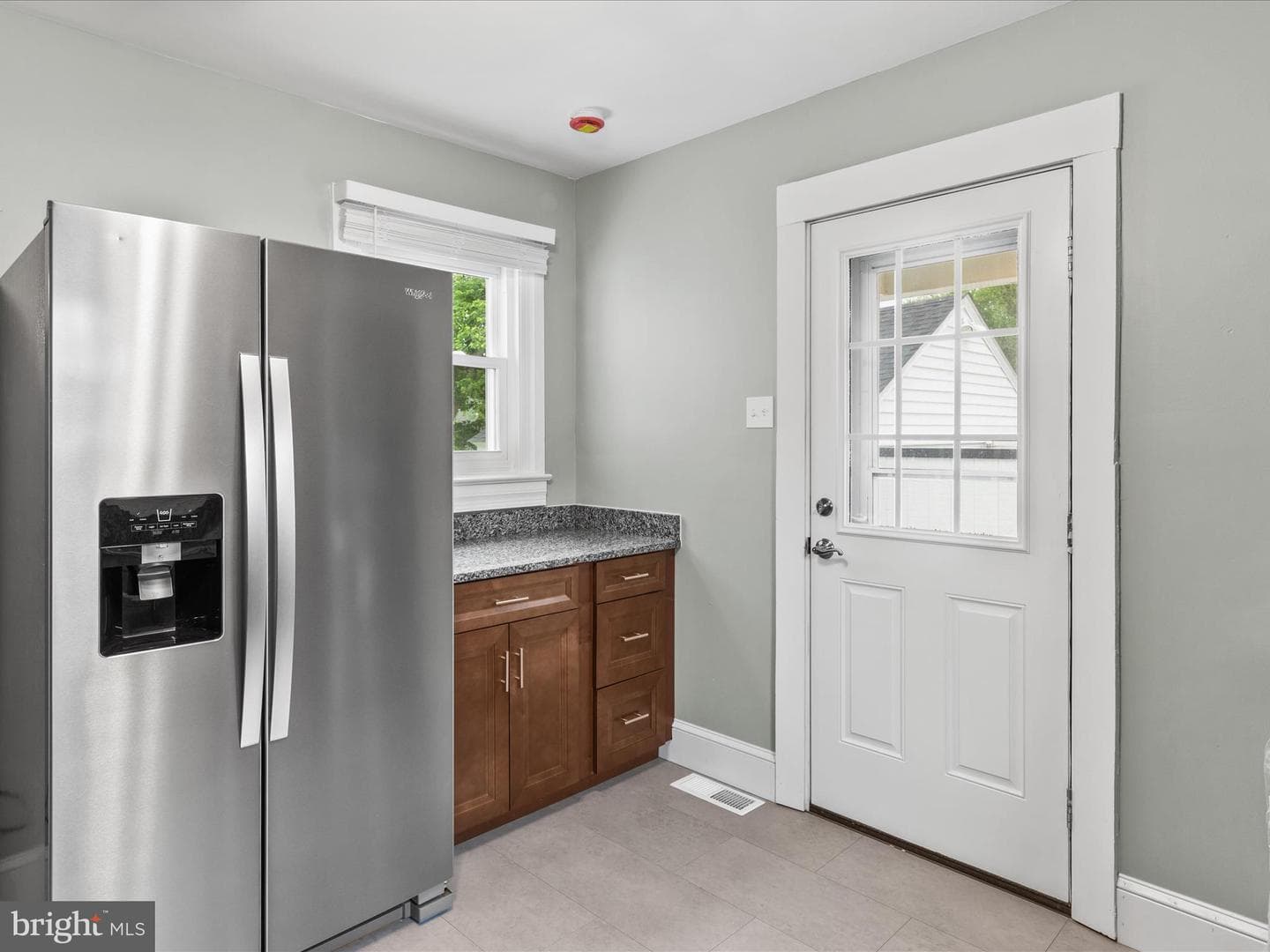 304 N Main Street photo 16