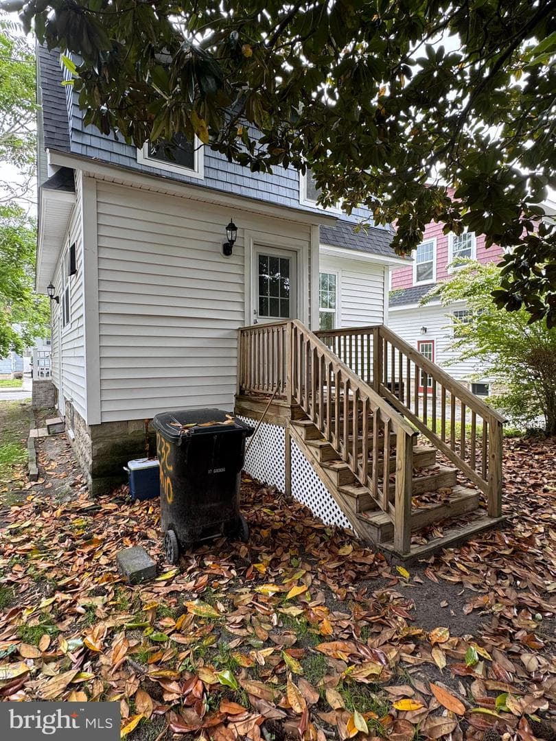 232 Ohio Avenue photo 4