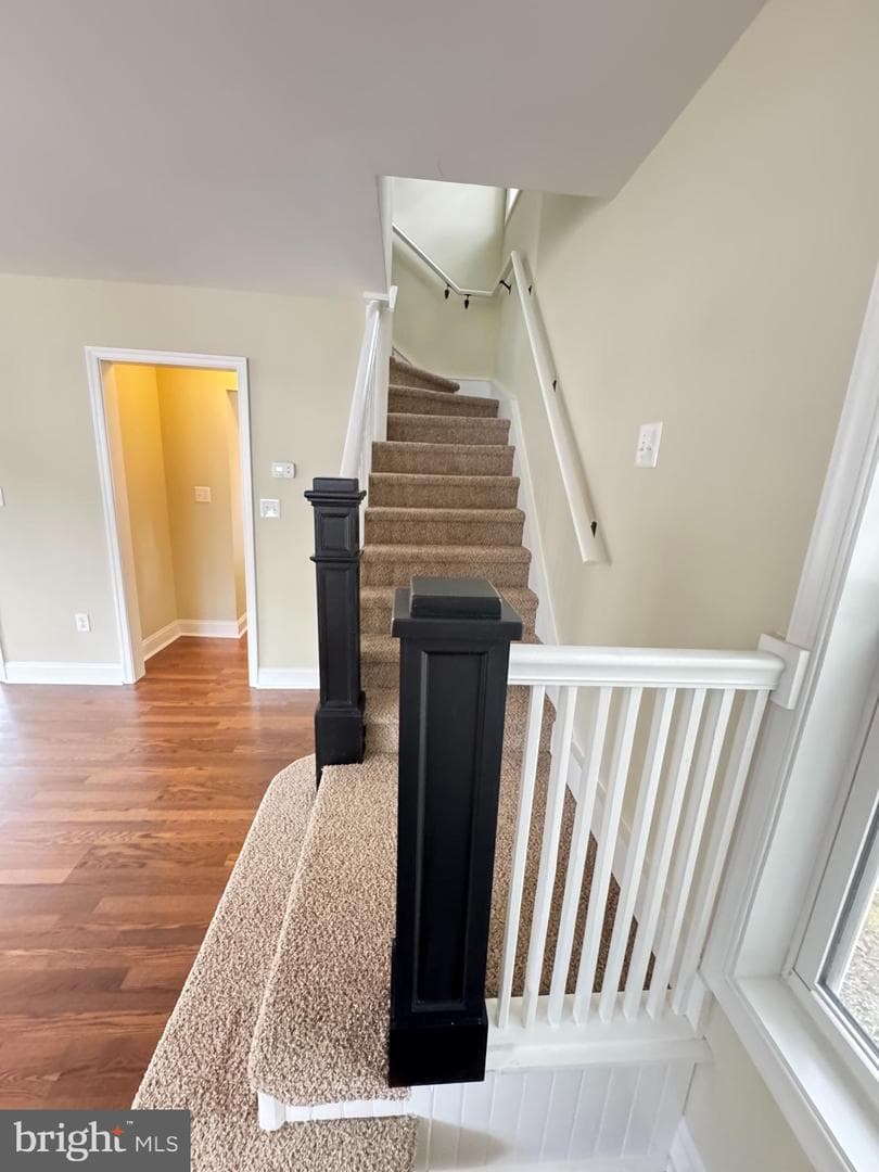 232 Ohio Avenue photo 8