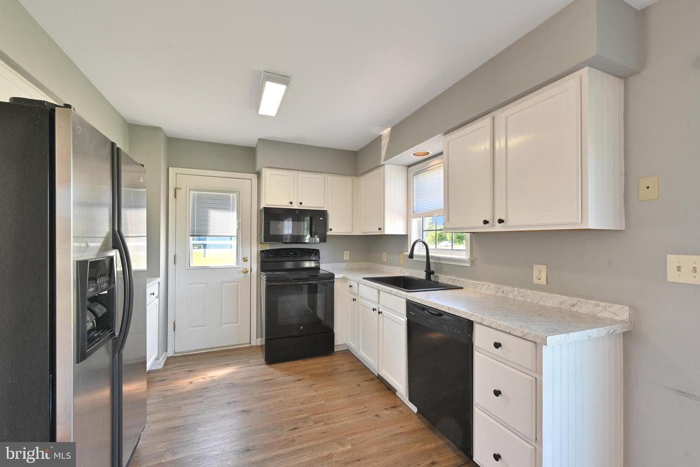 6286 Feather Heights Drive photo 4