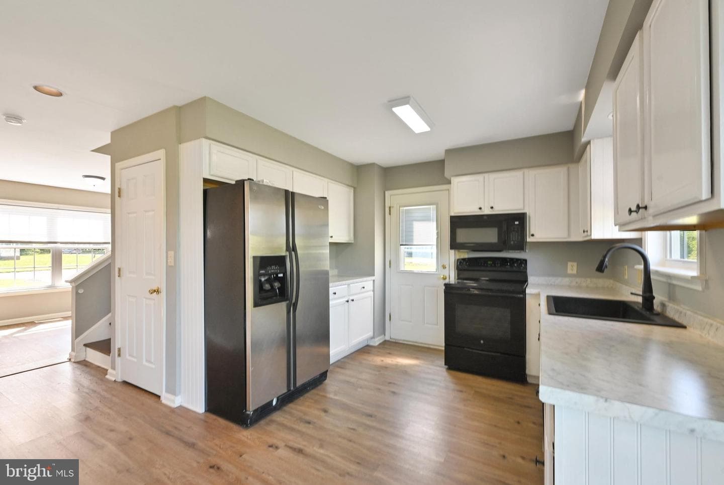 6286 Feather Heights Drive photo 5