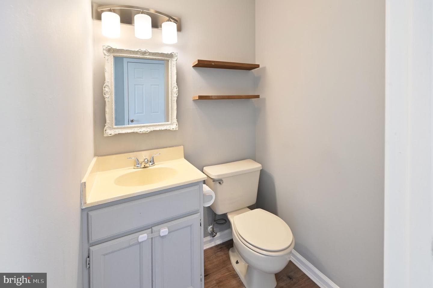 6286 Feather Heights Drive photo 9