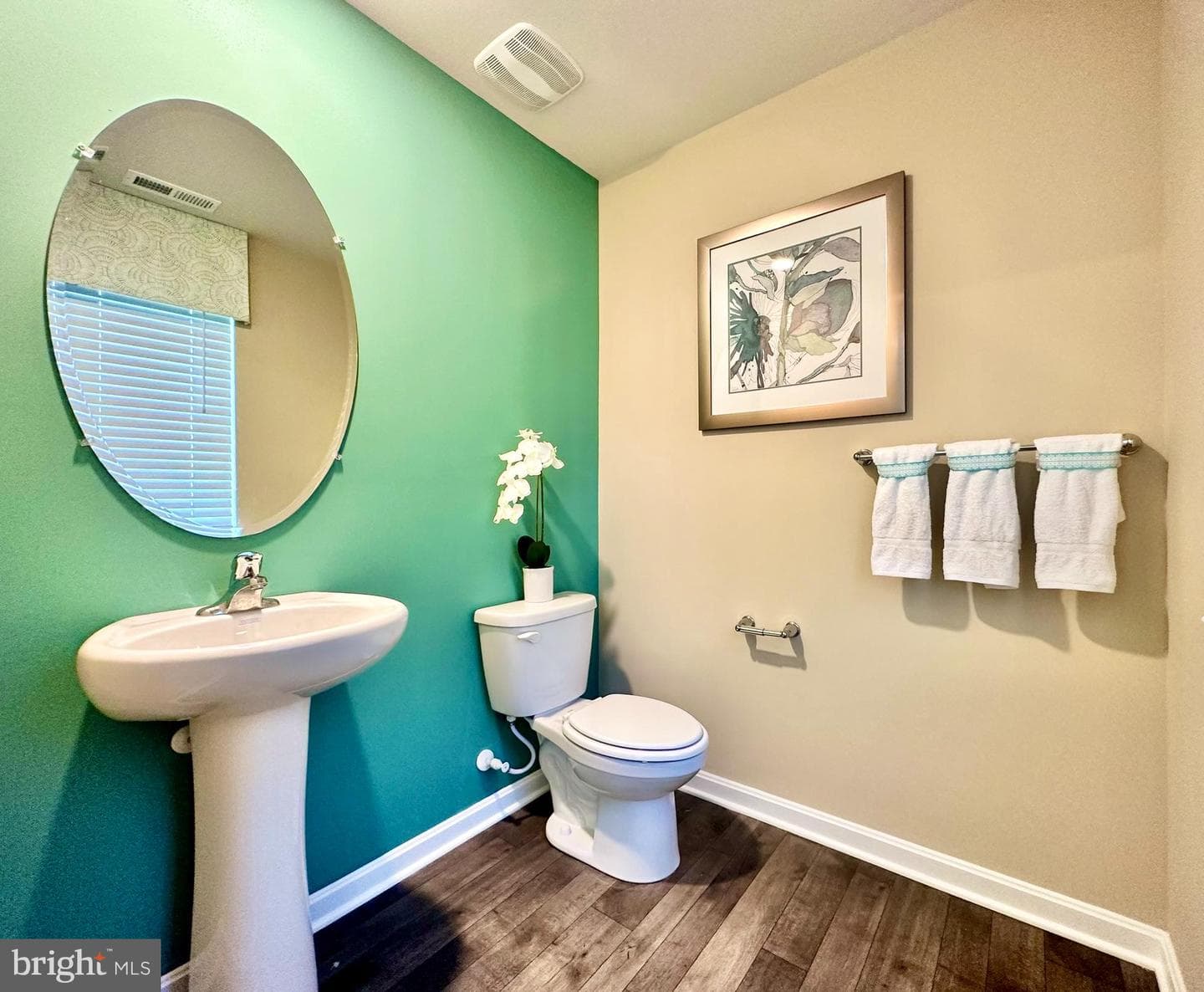 1310 Fairview Lane photo 4