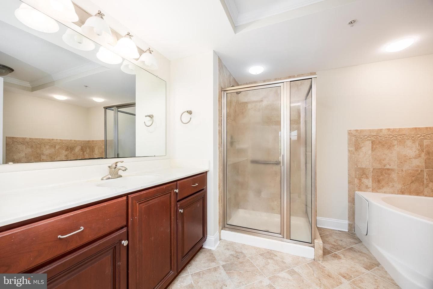 530 Riverside Drive #202 photo 19