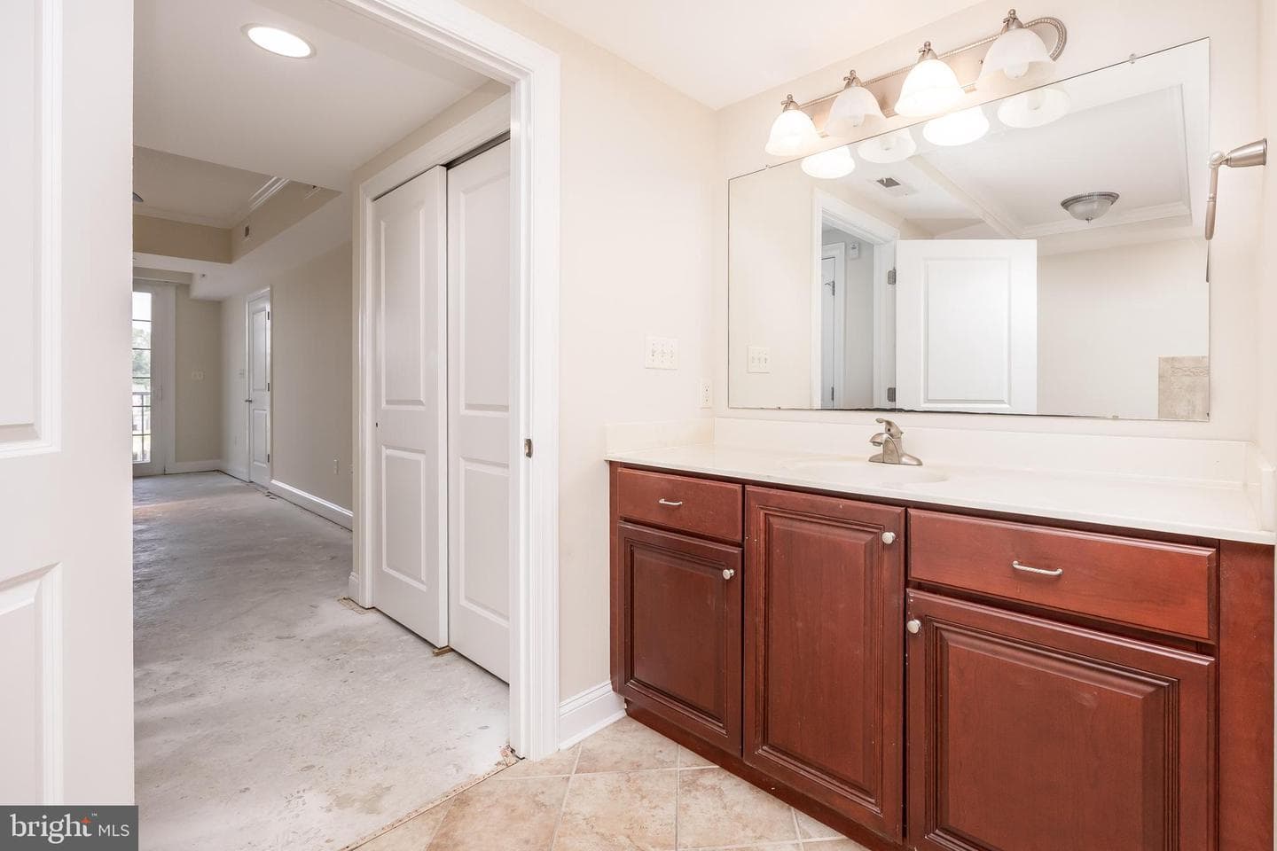 530 Riverside Drive #202 photo 22