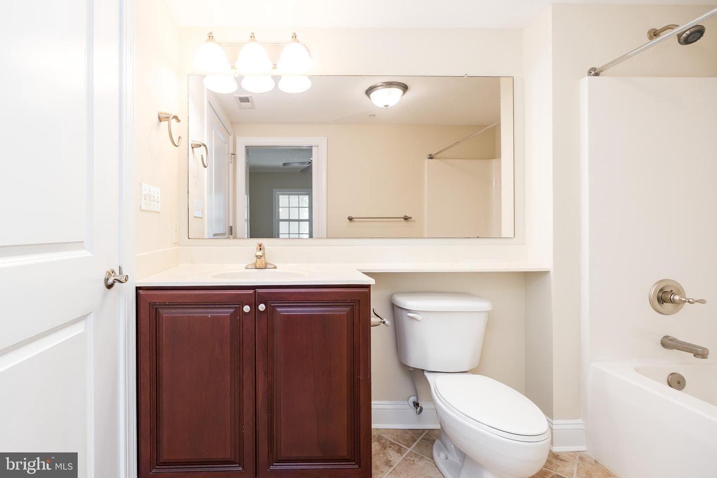 530 Riverside Drive #202 photo 29