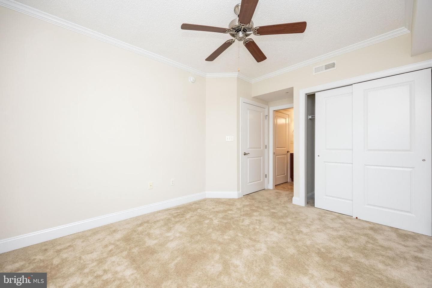 530 Riverside Drive #202 photo 32