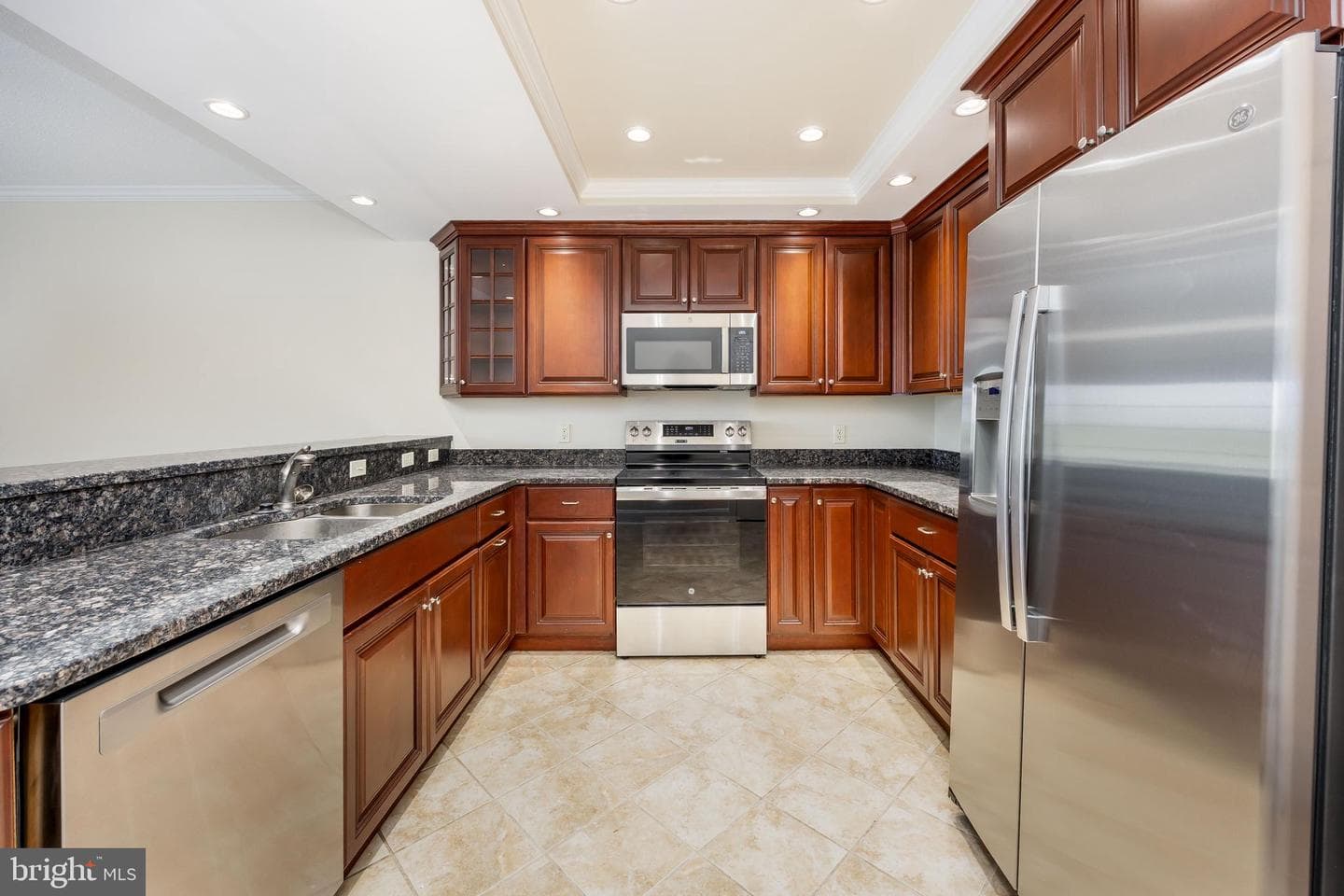 530 Riverside Drive #202 photo 5