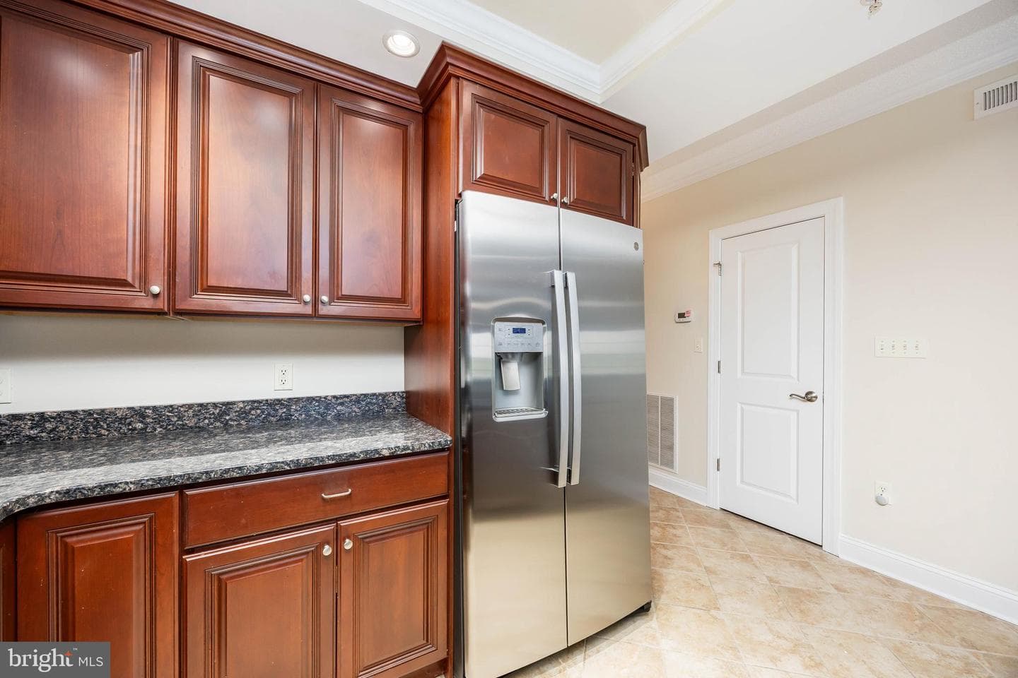 530 Riverside Drive #202 photo 7