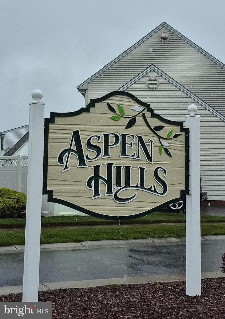 1311 Aspen Dr photo 2