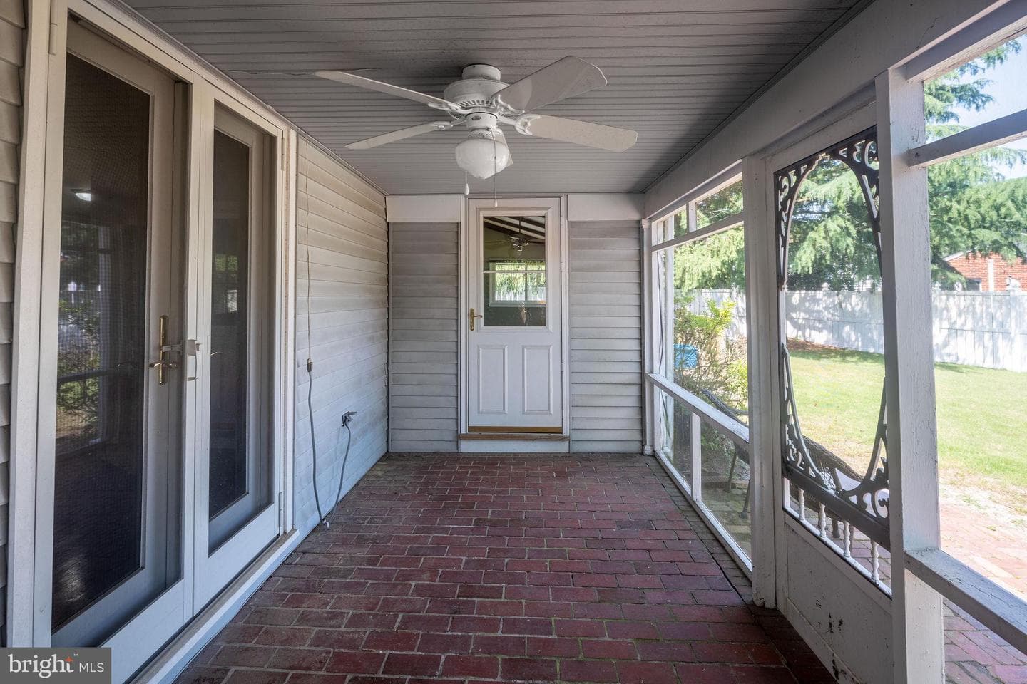 609 Manor Drive photo 39