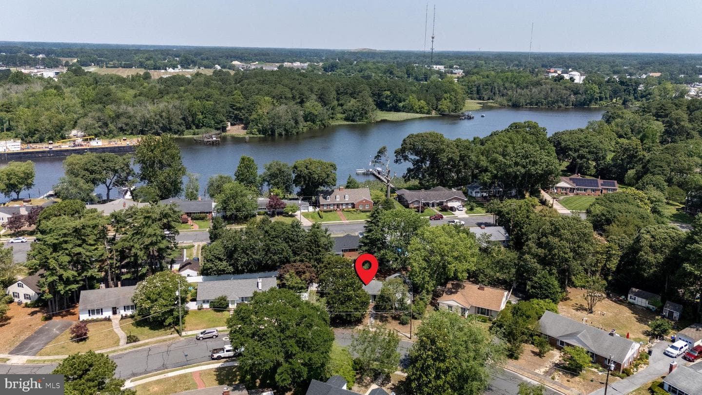 609 Manor Drive photo 4