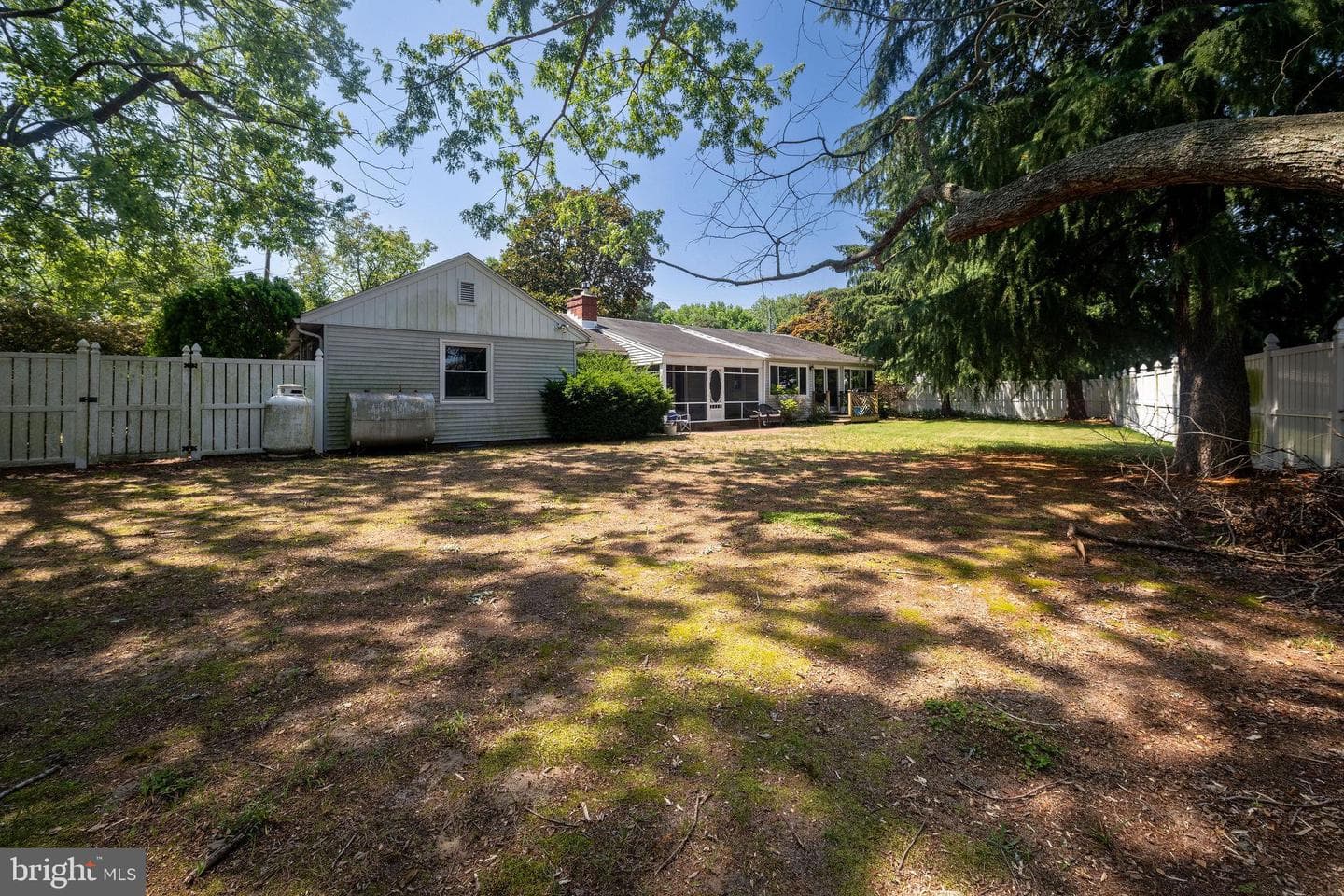 609 Manor Drive photo 43