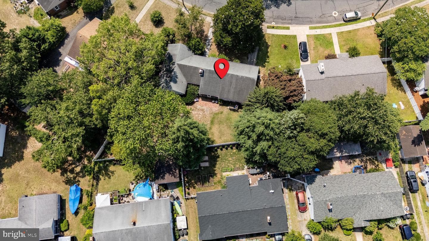 609 Manor Drive photo 8