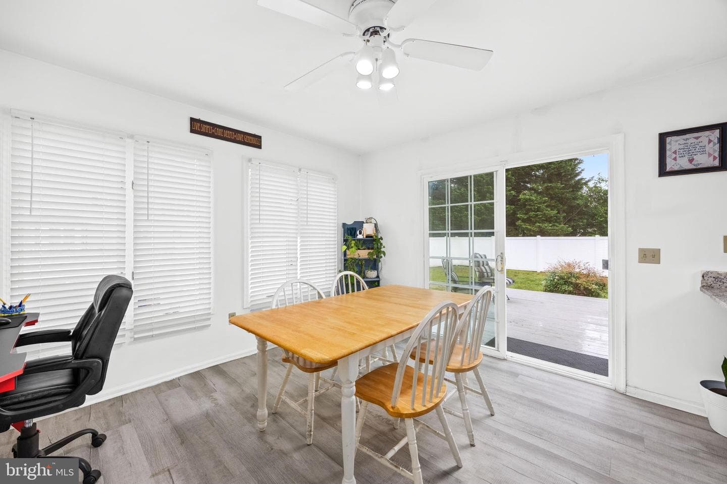 30085 Haymarket Court photo 17