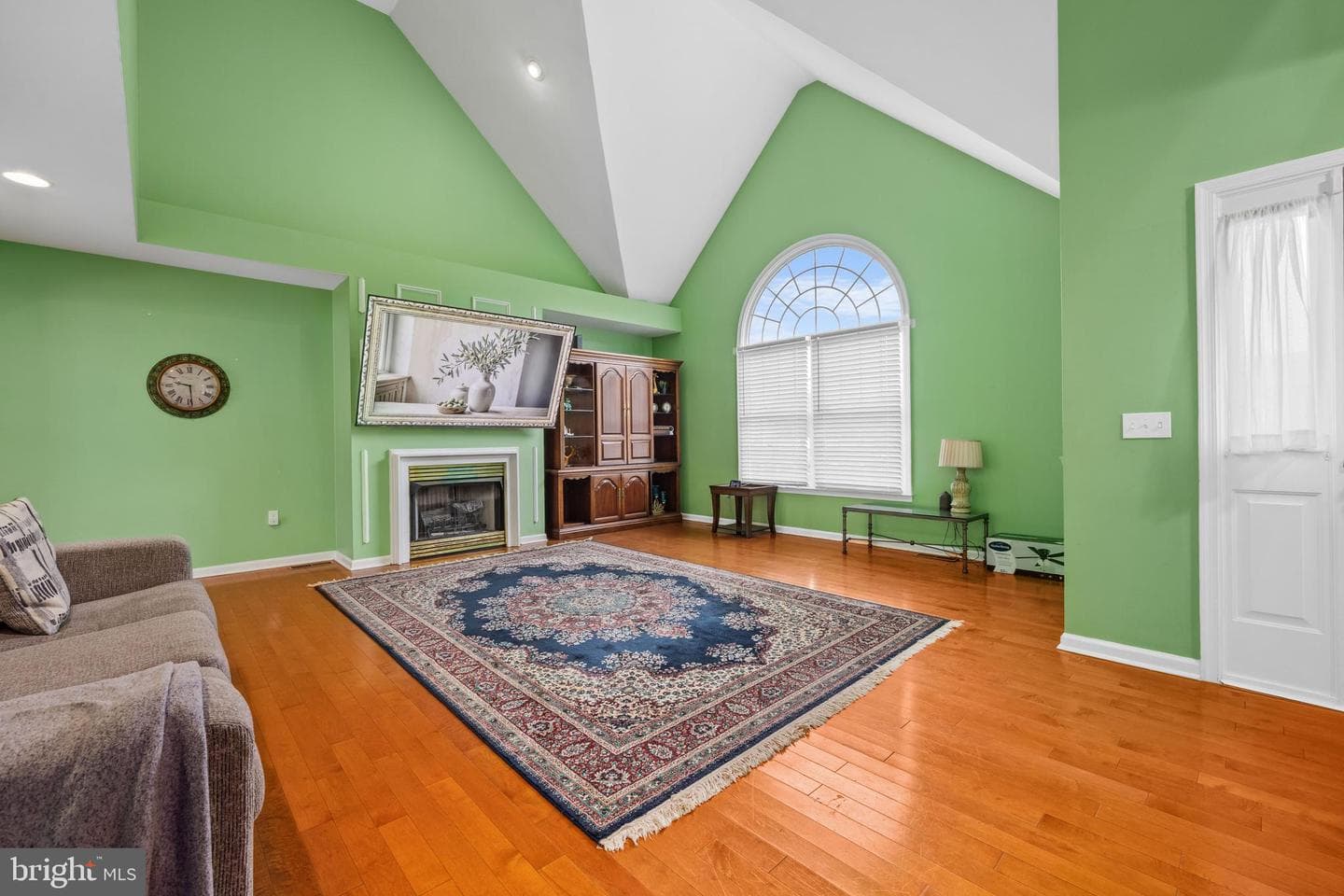 30085 Haymarket Court photo 31