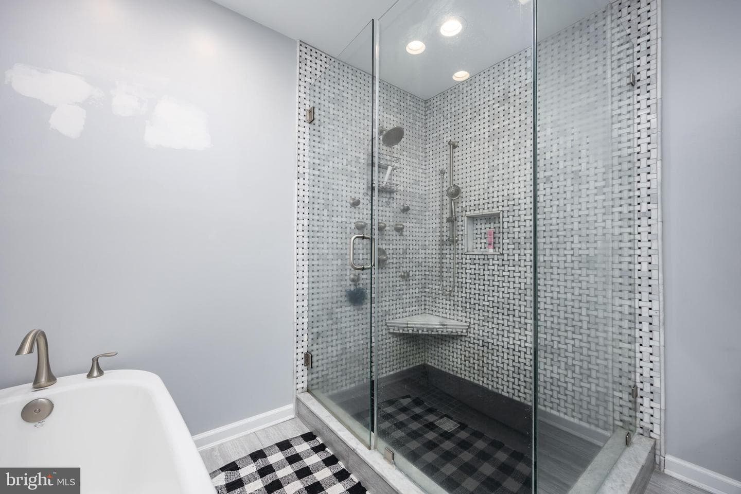 30085 Haymarket Court photo 40