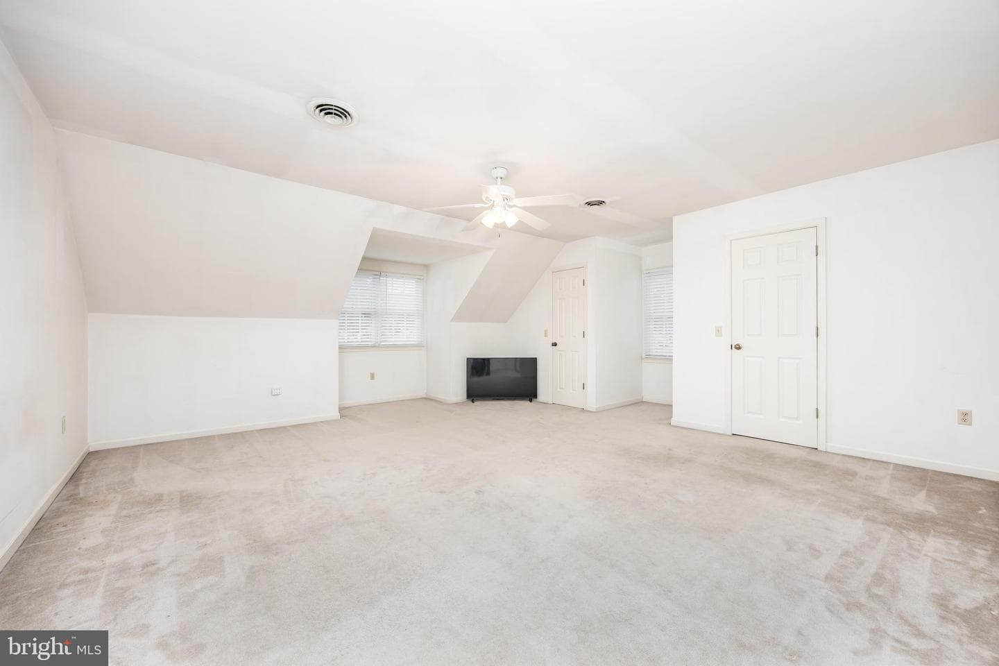 30085 Haymarket Court photo 62
