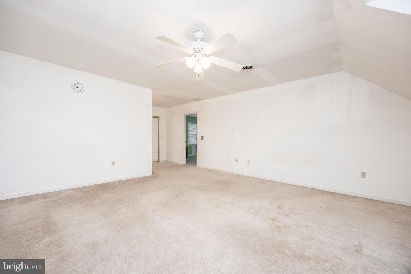 30085 Haymarket Court photo 64