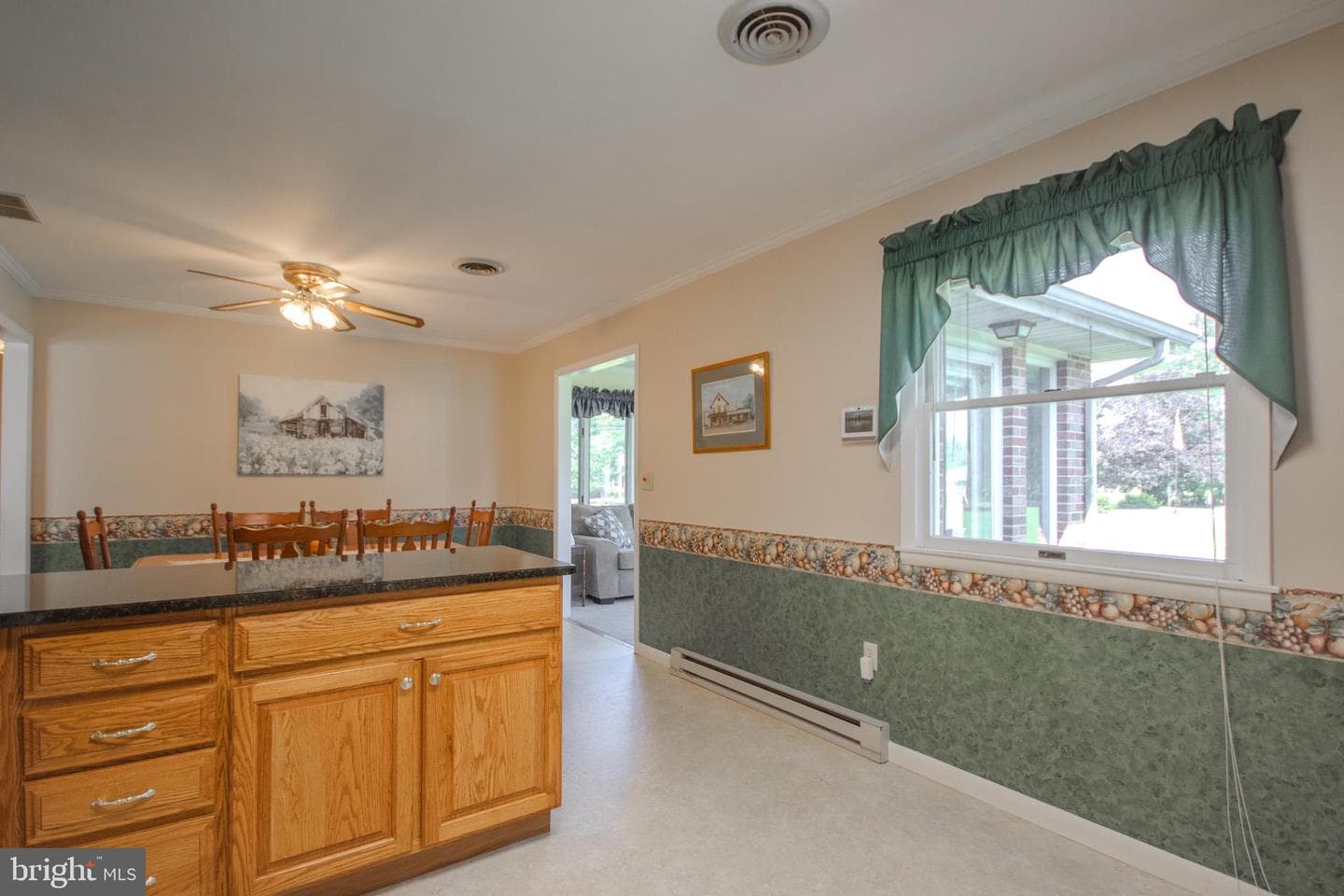 350 Tilghman Road photo 11
