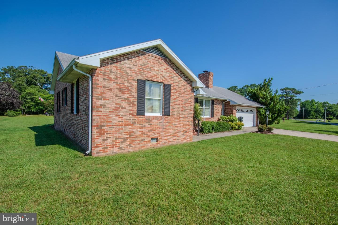350 Tilghman Road photo 2