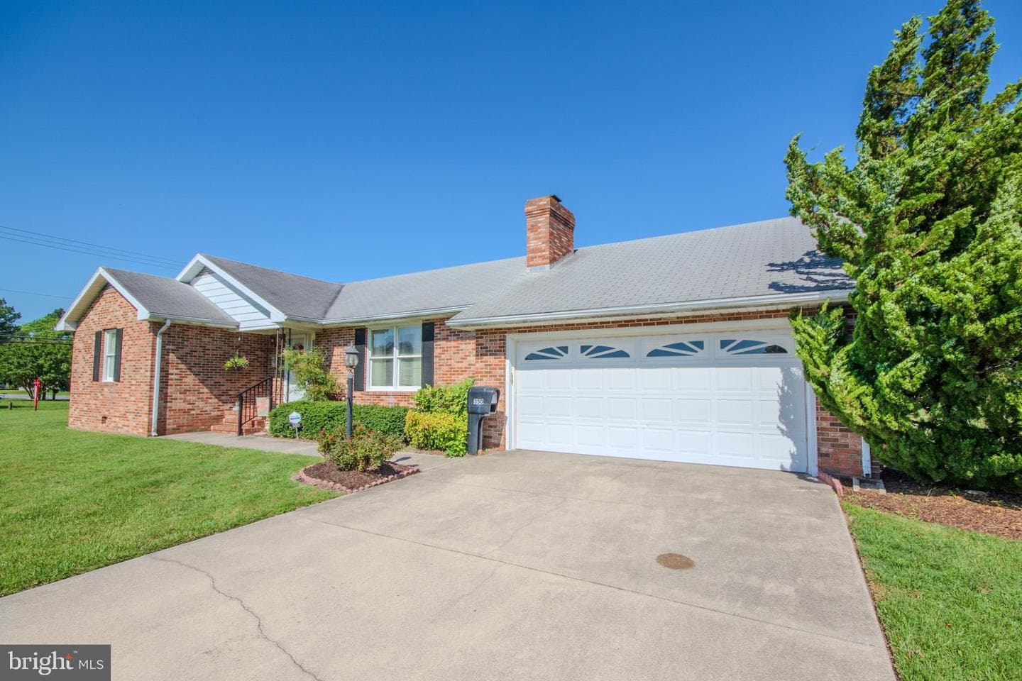 350 Tilghman Road photo 3