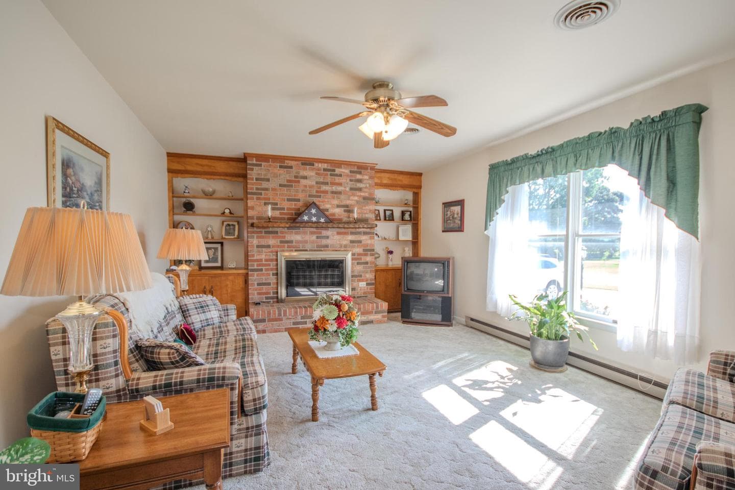 350 Tilghman Road photo 5