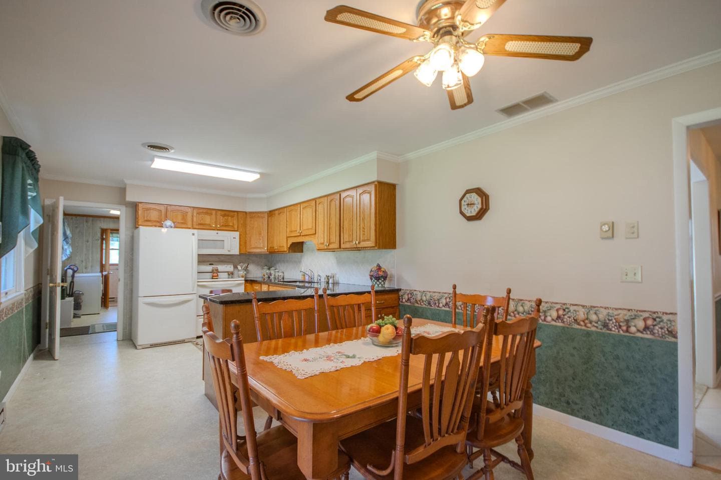 350 Tilghman Road photo 8