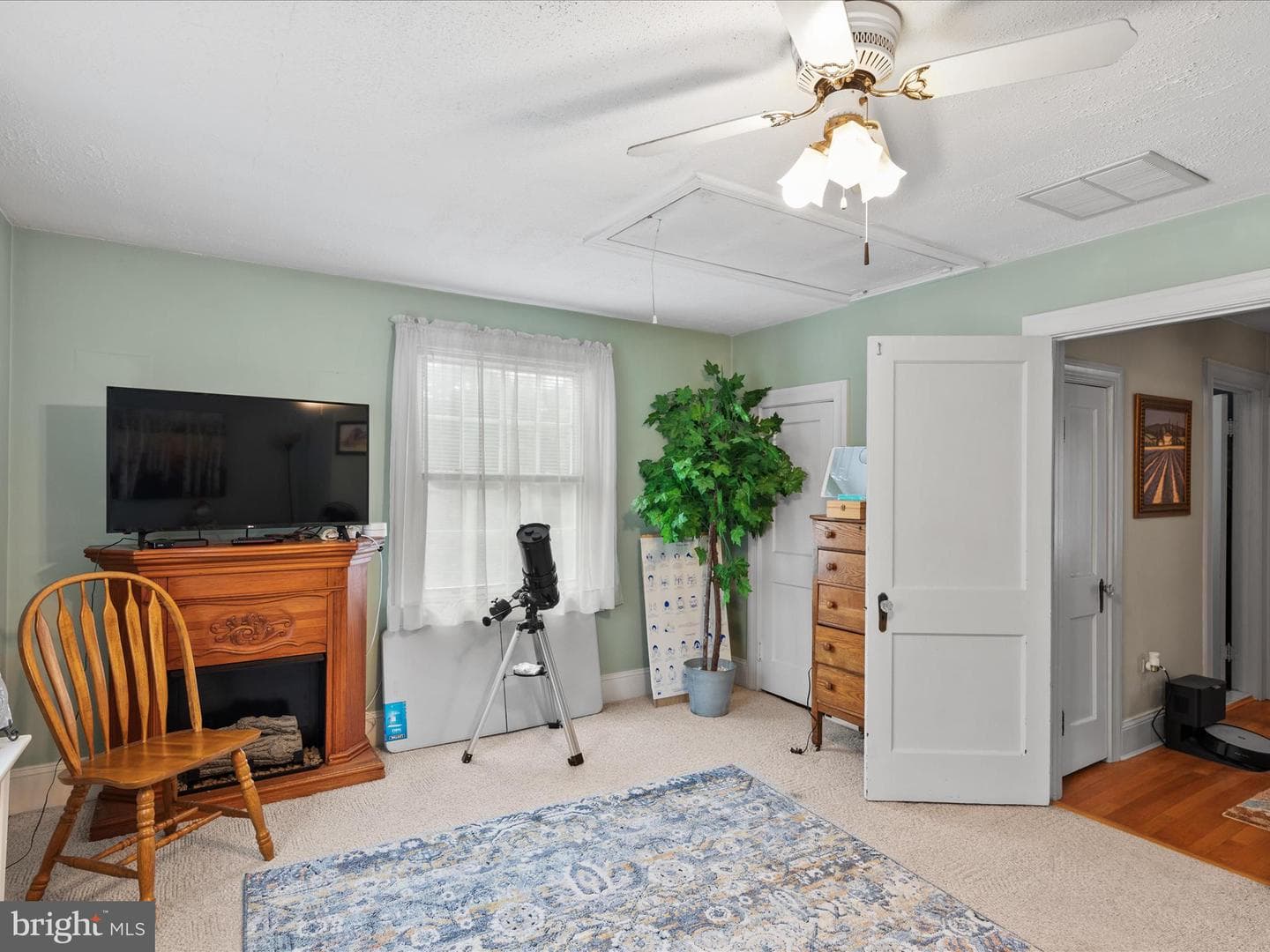 514 S Park Drive photo 36