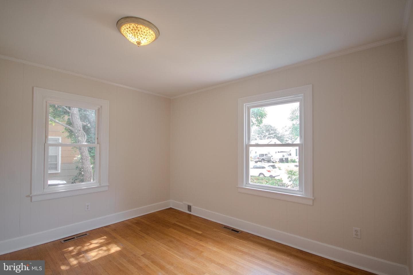 723 Ferndale Road photo 10