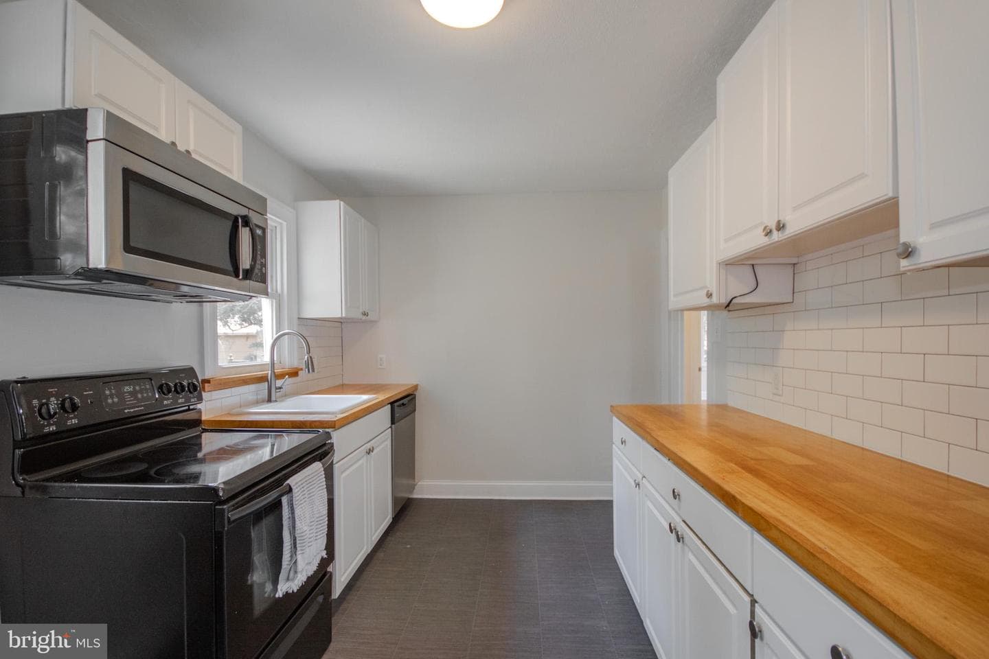 723 Ferndale Road photo 11