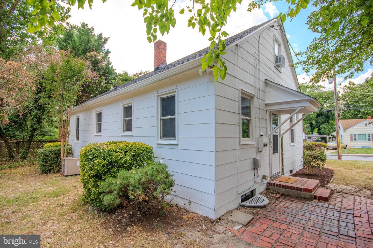 723 Ferndale Road photo 24