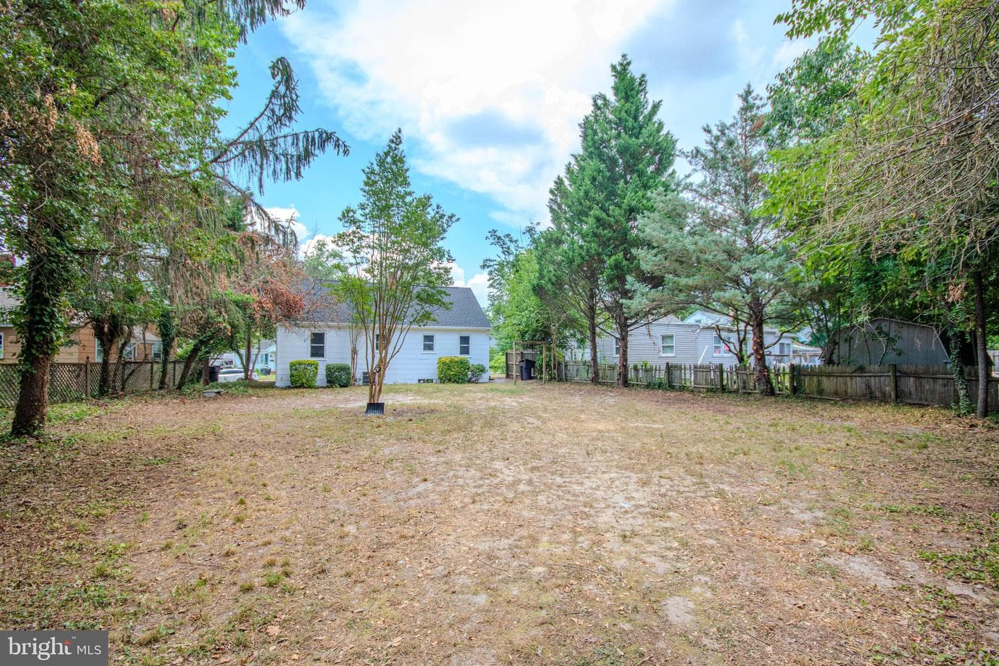 723 Ferndale Road photo 29