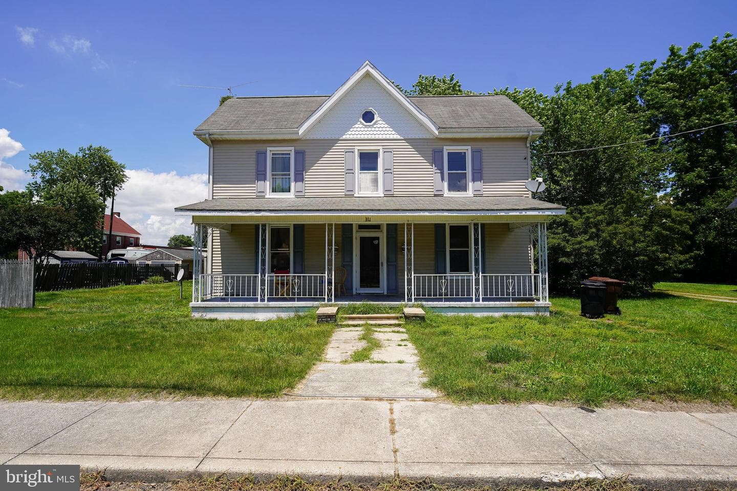 311 Main Street photo 1