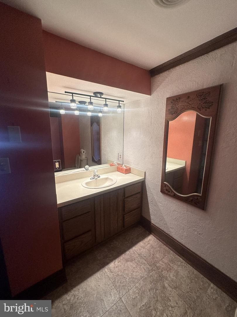 27135 E Lillian Street photo 62