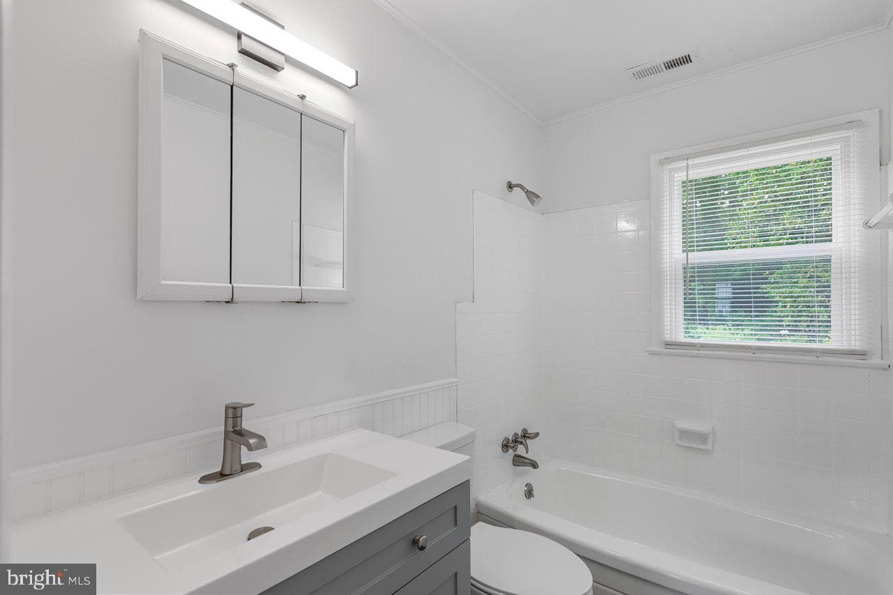 518 Overbrook Drive photo 15