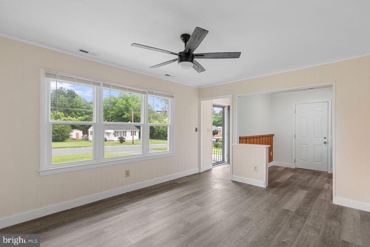 518 Overbrook Drive photo 4