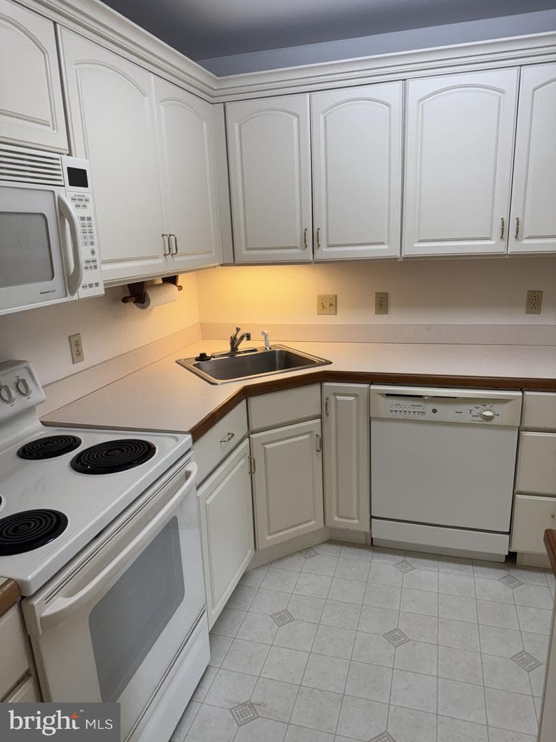 1103 S Schumaker Drive #c-300 photo 4