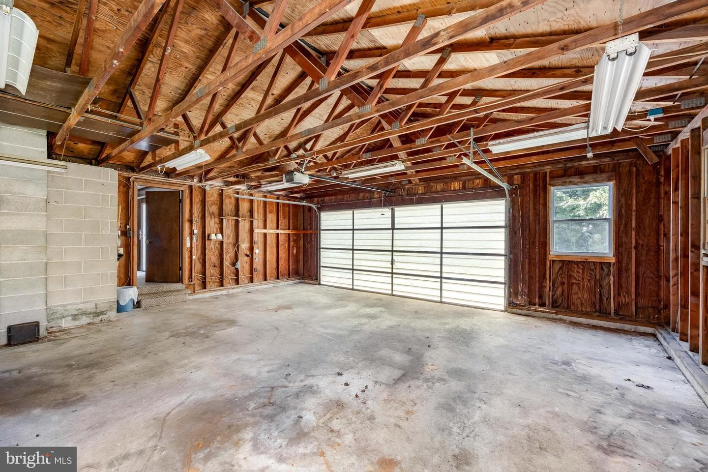 9839 Sharptown Road photo 38